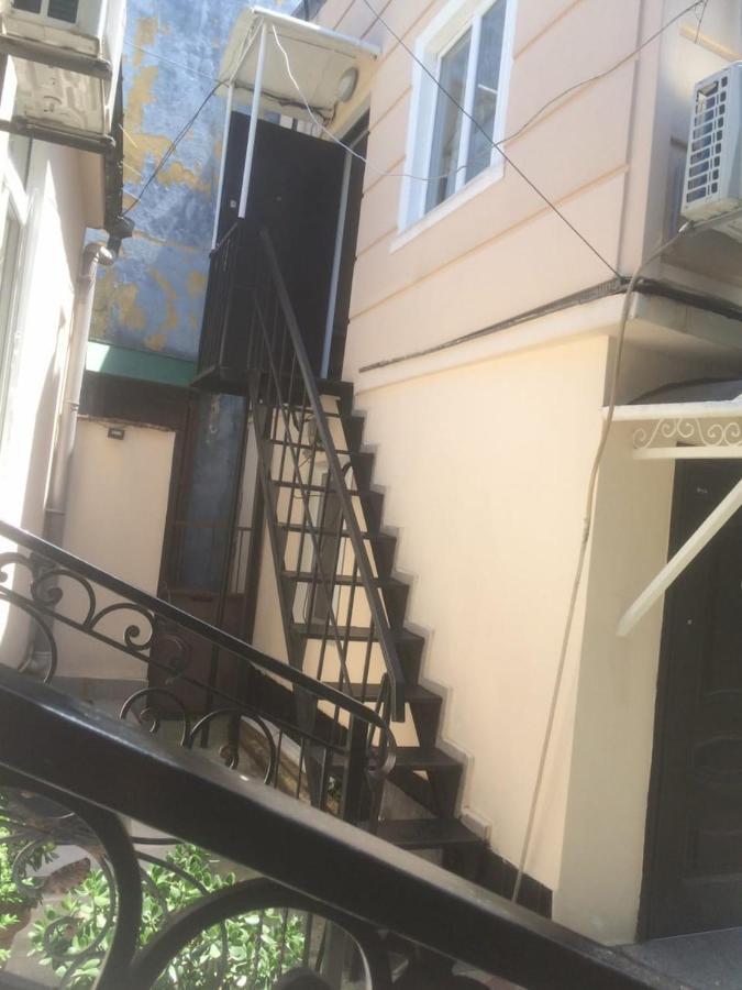 Batumi Guesthouse 28A Exterior photo